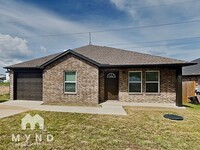 Building Photo - 5815 Black Pine Cir