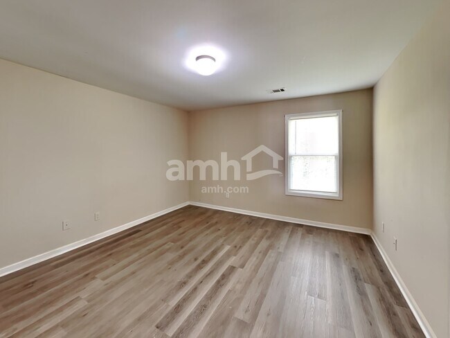Building Photo - 31 Trayton Way
