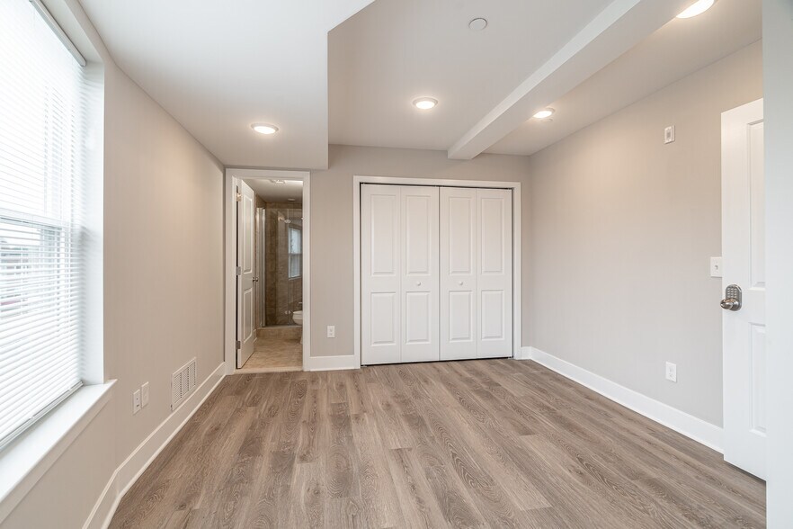 Building Photo - 421 N 39th St