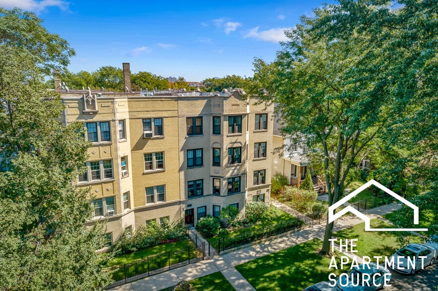 Building Photo - 4861 N Hermitage Ave