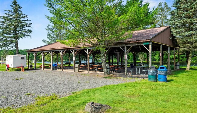 Building Photo - 223 Paxinos Dr