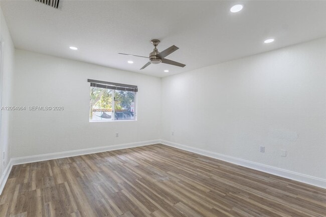 Building Photo - 30 NW 159th St