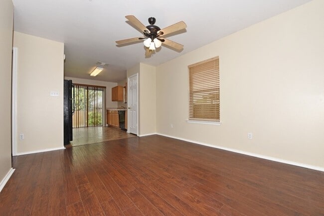 Building Photo - FRESHLY PAINTED  | ONE STORY  |  OPEN CONCEPT  |  GREAT LOCATION: 1604 & SHAENFIELD