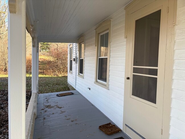 Building Photo - 477 Myers Rd