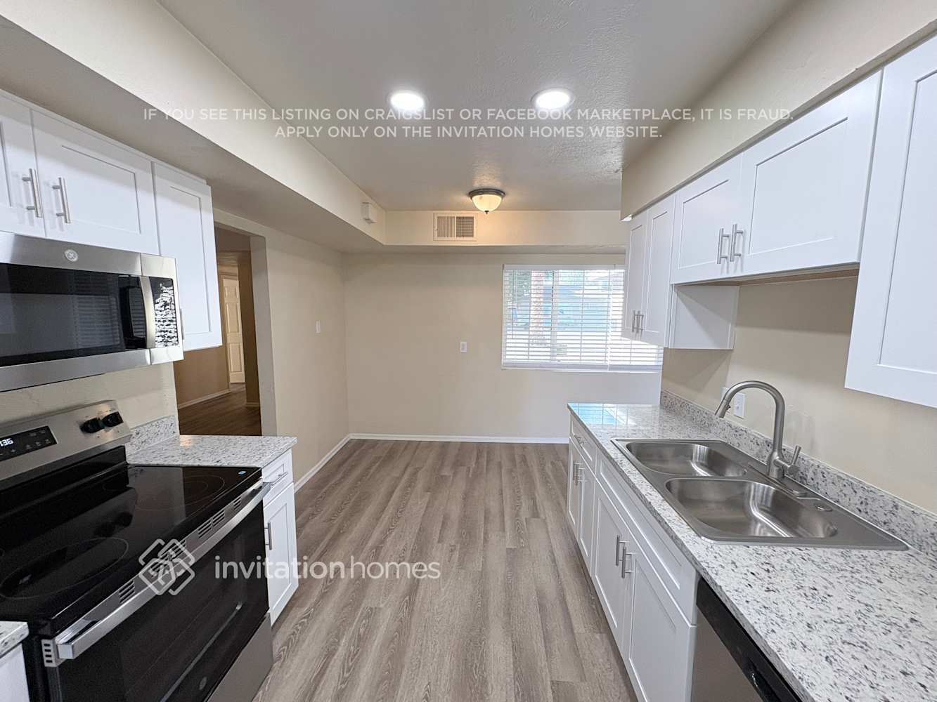 Building Photo - 1161 N Dakota St