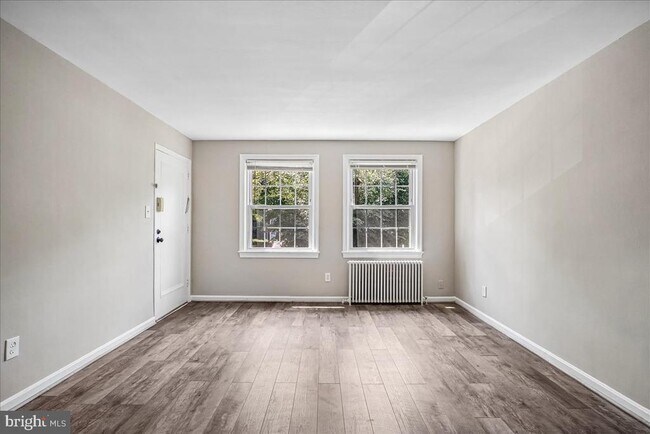 Building Photo - 5102 Columbia Pike