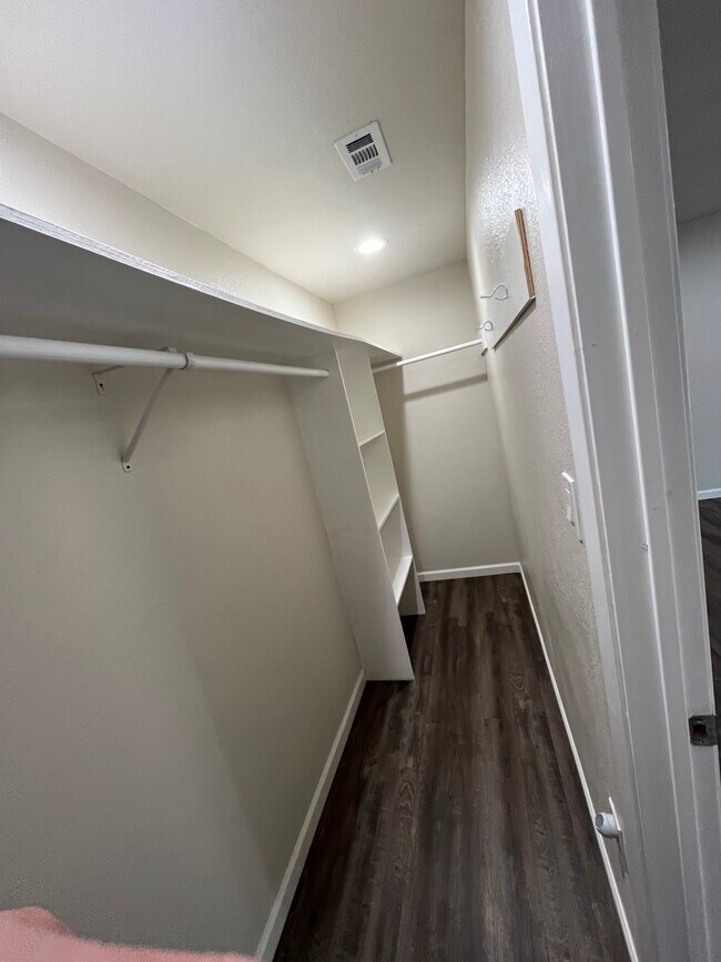 Master Closet 2 - 1717 Tisinger Ave