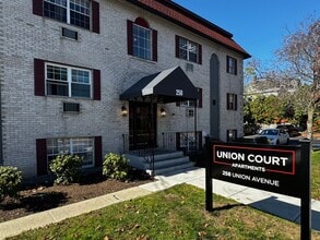 Building Photo - 262 Union Ave