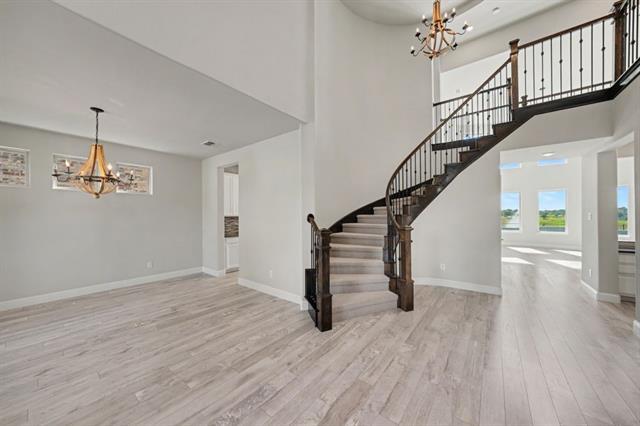 Building Photo - 2016 Binns Dr