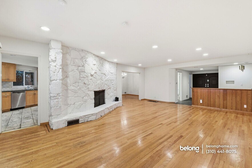 Building Photo - 1008 Westholme Ave