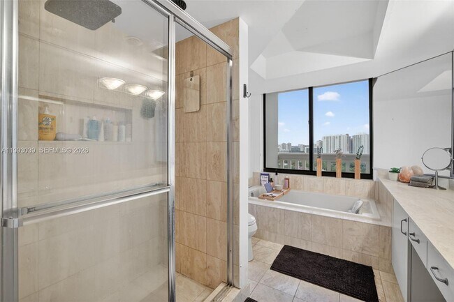 Building Photo - 1000 W Island Blvd