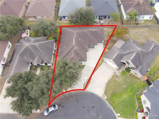 Building Photo - 22 Midlands Cir