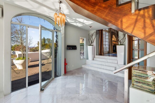 Building Photo - 675 Shiloh Canyon