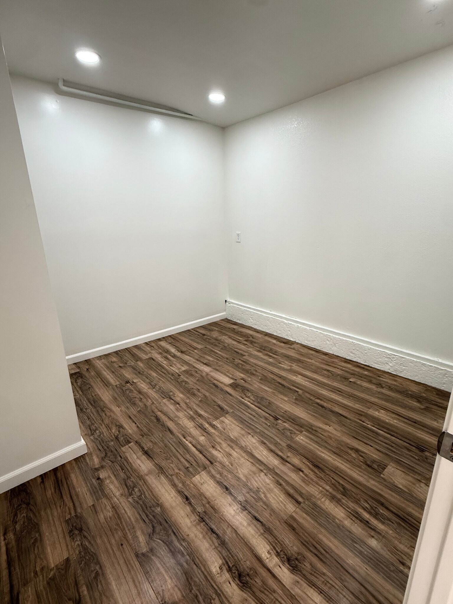 Building Photo - 2816 Scottsdale Dr