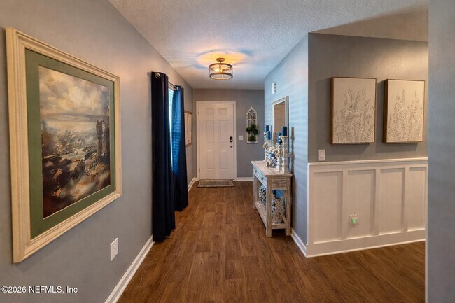 Building Photo - 2824 Buck Creek Pl