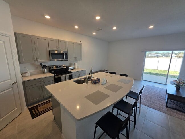 Building Photo - 3572 Landing Net Dr