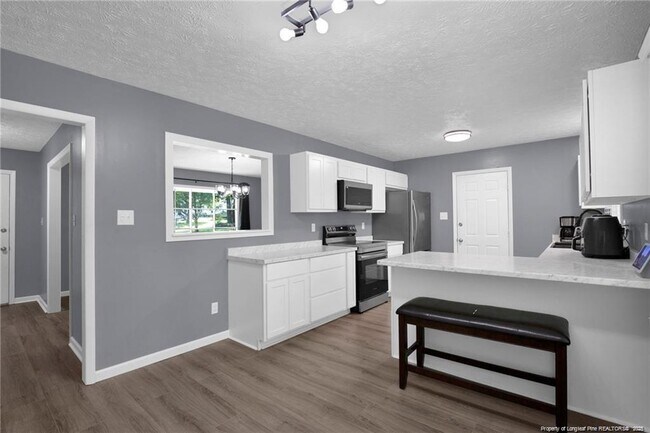 Building Photo - 1618 Hickoryridge Ct