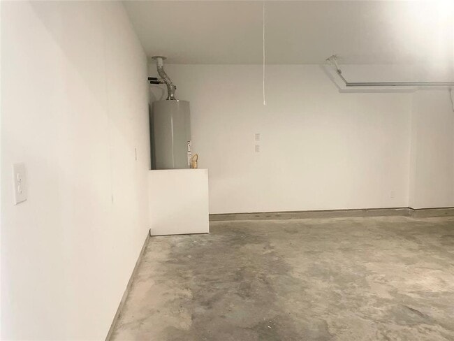 Building Photo - 21919 Scopeto Ln