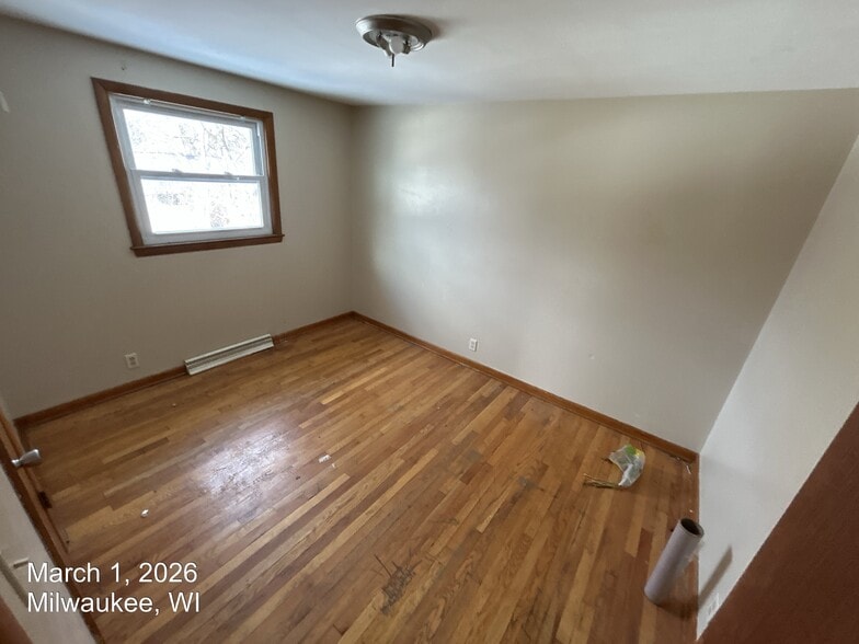 Building Photo - 8002 W Villard Ave