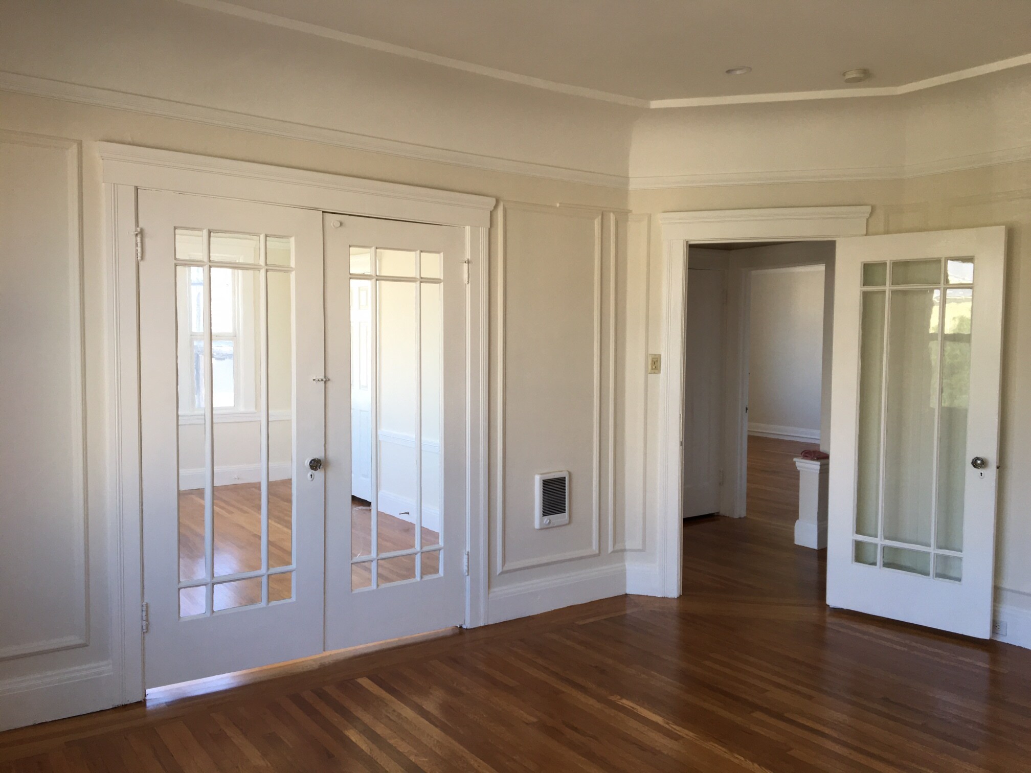 Building Photo - 503 20th Ave