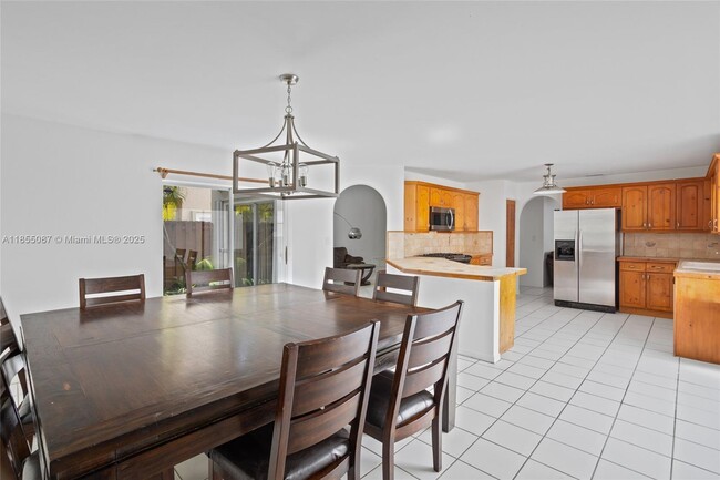 Building Photo - 15623 SW 100th Ln
