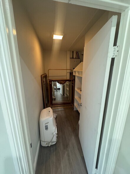 Building Photo - 8151 Katella Ave