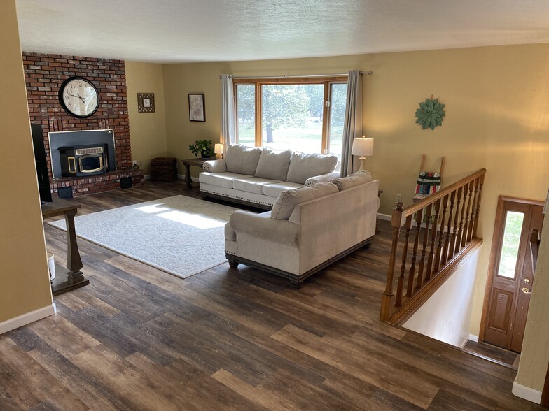 Reverse angle from dining room - 15175 E Coachman Dr