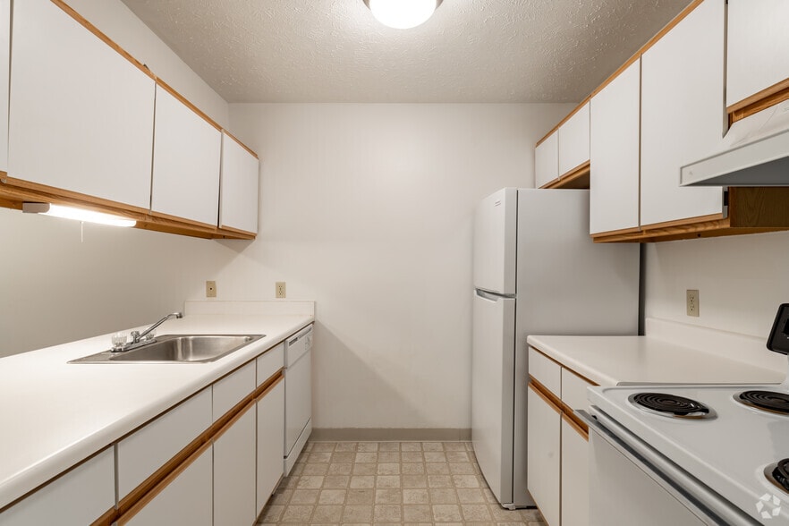 Turrill Estates 1844 Raleigh Ave Lapeer MI 48446 Apartment Finder