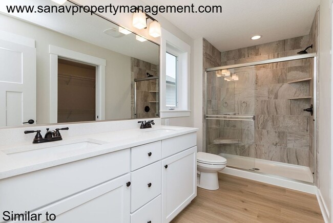 Building Photo - Luxury 2,200 Sq Ft Villa with Chef’s Kitch...