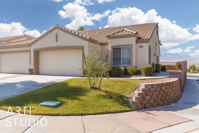 Primary Photo - Townhome in Sunset Greens
