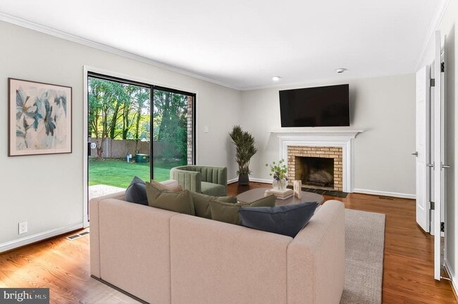 Building Photo - 6294 Dunaway Ct