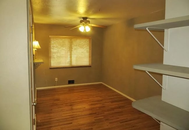 Building Photo - 2944 S Winona Ct