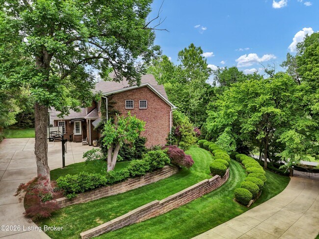 Building Photo - 560 N Hubbards Ln
