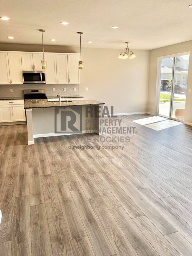 Building Photo - 501 Ranchhand Dr