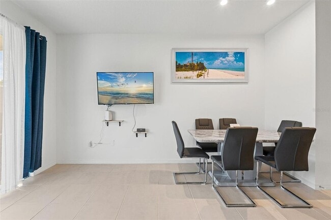 Building Photo - 5725 Haven Ter