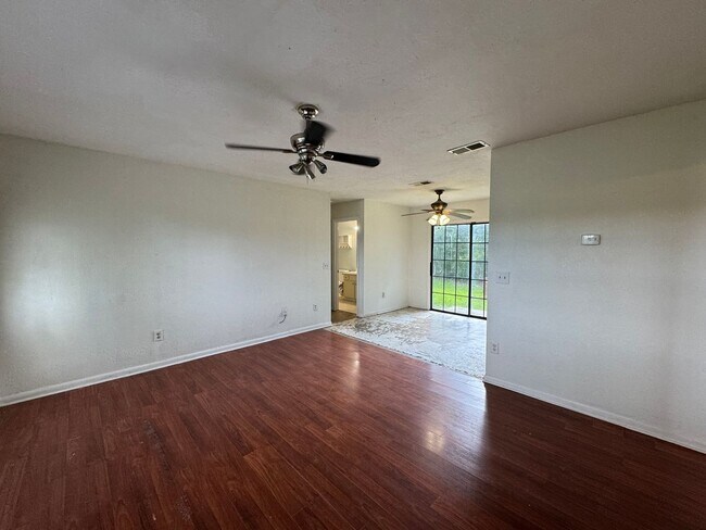 Building Photo - 8417 Goldkist Blvd