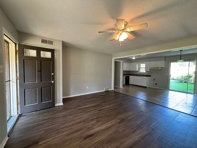 Building Photo - Register your account with Rently to sched...