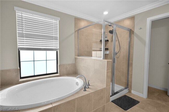 Building Photo - 11884 Boxelder Way