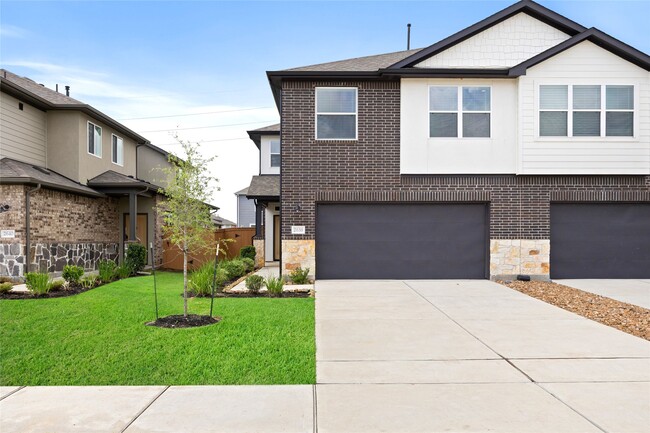 Building Photo - 2752 Sunny Briar Dr