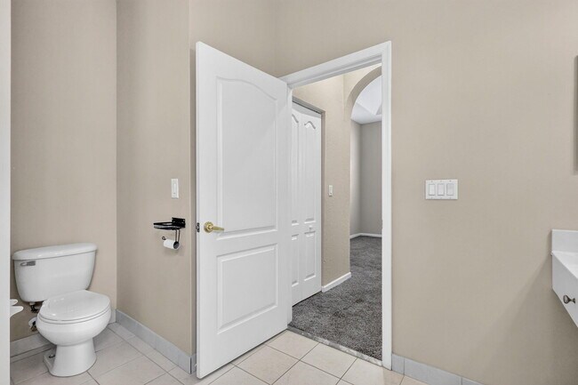 Building Photo - 6305 Spring Lake Terrace