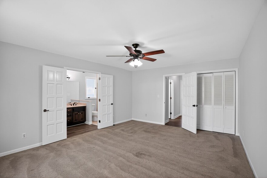 Building Photo - 194 Millbrook Farm Rd