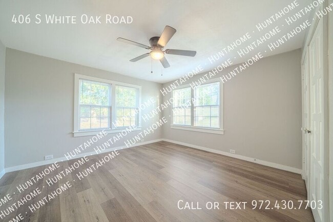 Building Photo - 406 S White Oak Rd