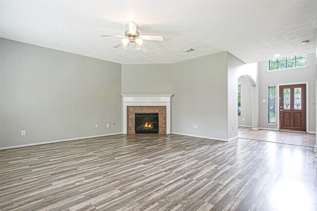 Building Photo - 43 W Spindle Tree Cir