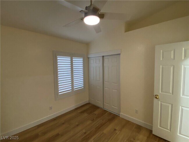 Building Photo - 4016 Angel Face St