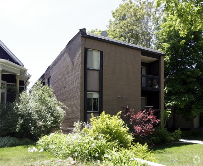 Building Photo - 918 E 200 S