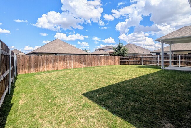 Building Photo - 215 Thurman Holt Rd