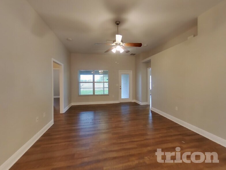 Building Photo - 14412 Barley Field Dr
