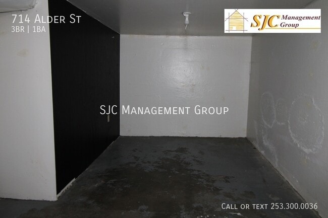 Building Photo - 714 N Alder St
