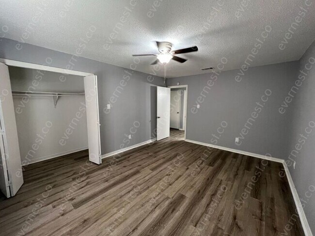 Building Photo - 1111 Brice Rd