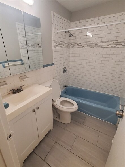 Building Photo - 24 Colgate Rd